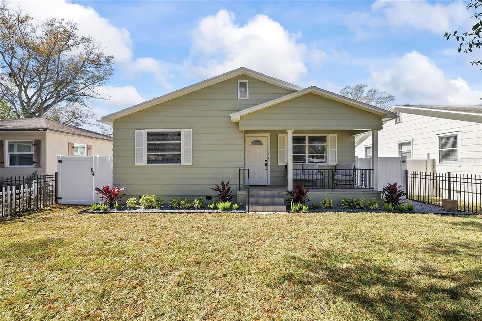 Details for 4628 Dr Martin Luther King Jr Street N, ST PETERSBURG, FL 33703