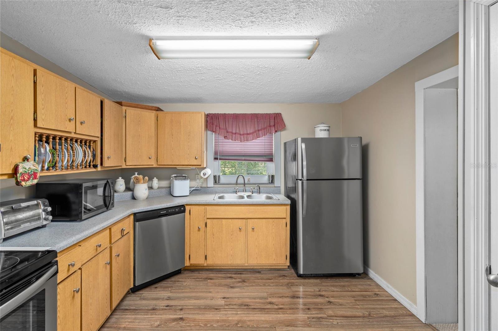 Image 12 of 28 For 6355 Crestview Drive