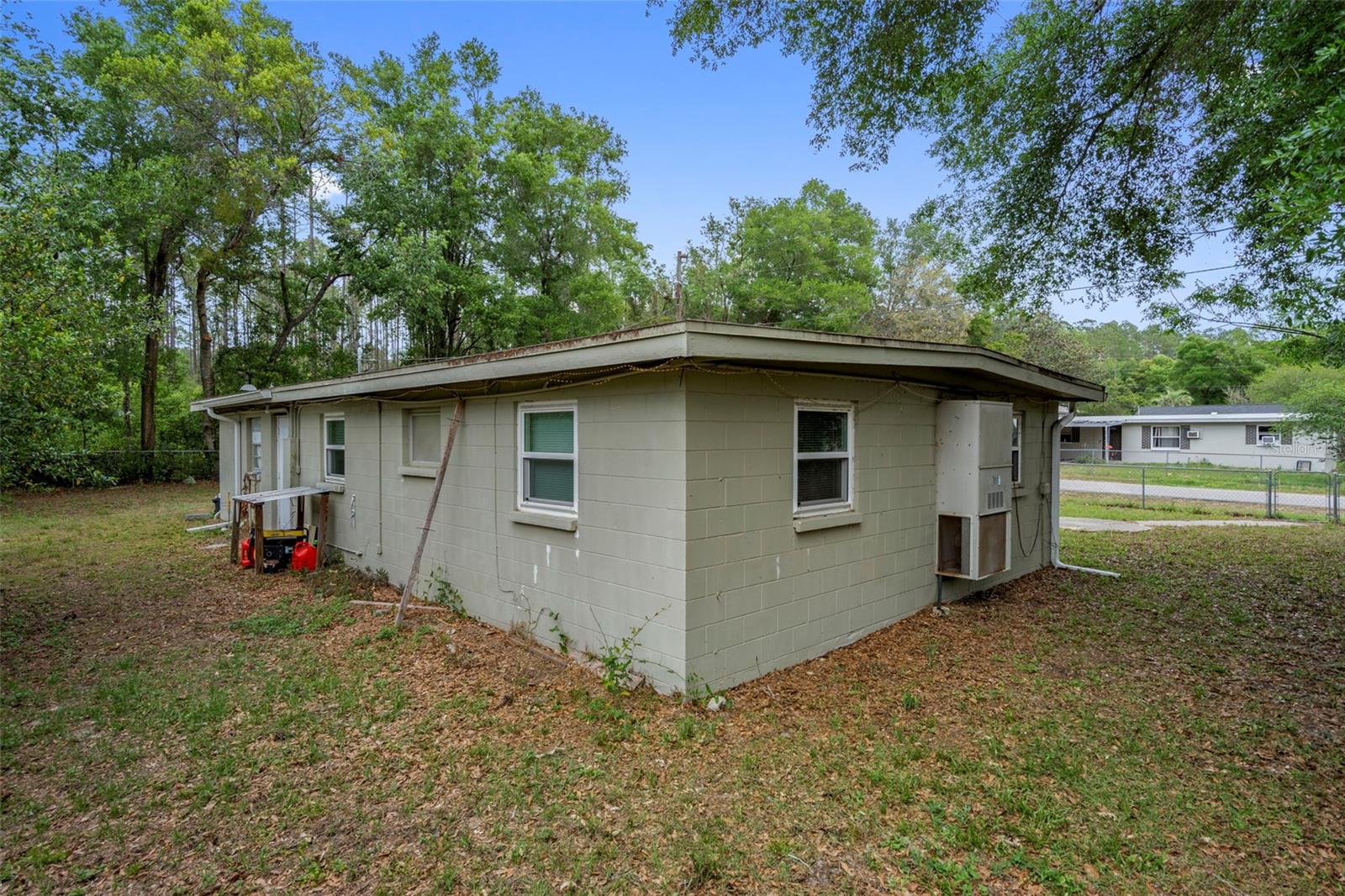 Image 23 of 28 For 6355 Crestview Drive