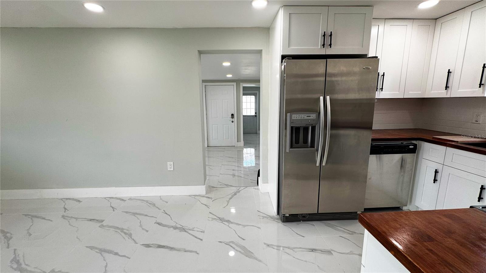 Image 10 of 52 For 130 Virginia Court