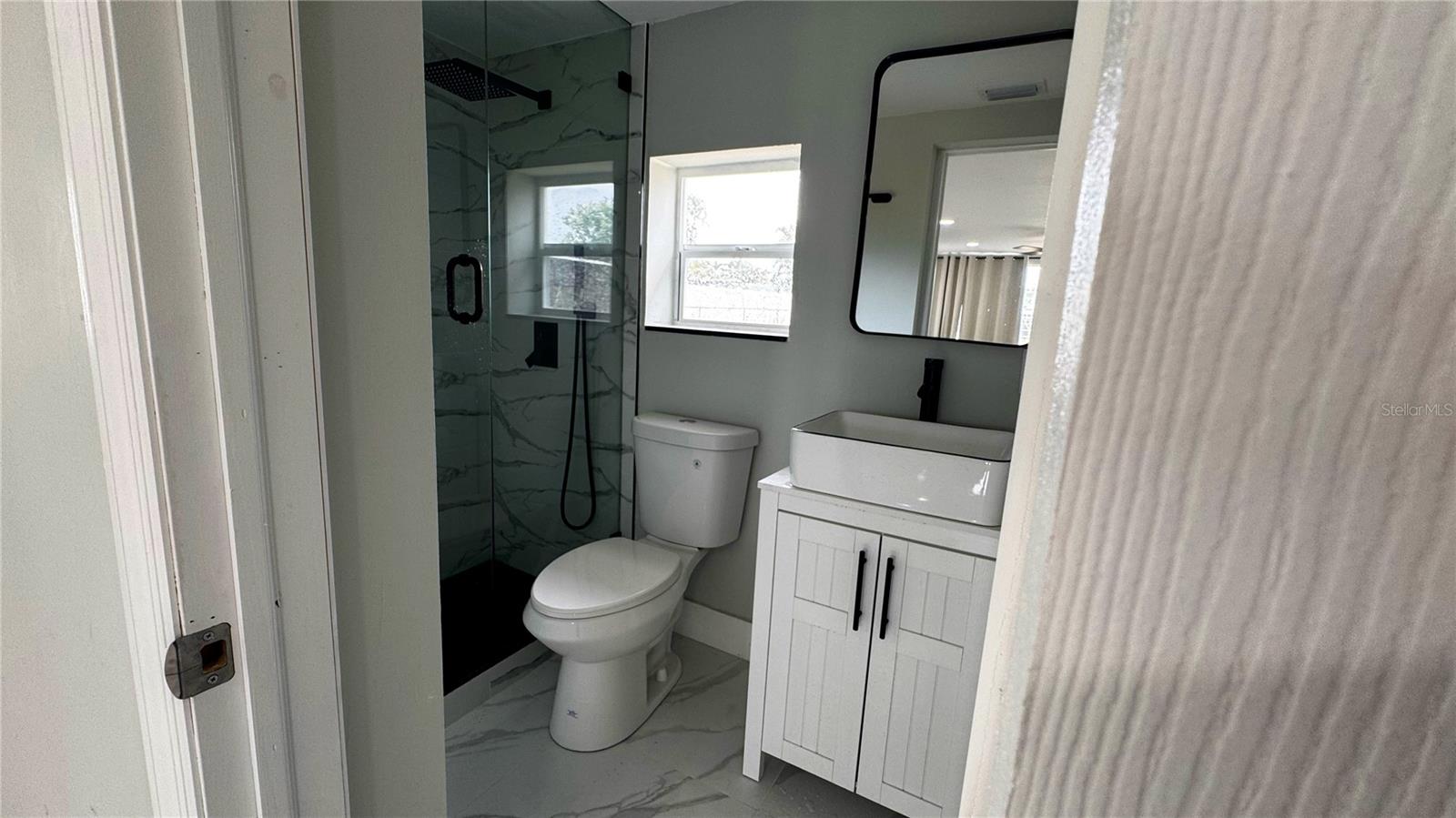 Image 16 of 52 For 130 Virginia Court