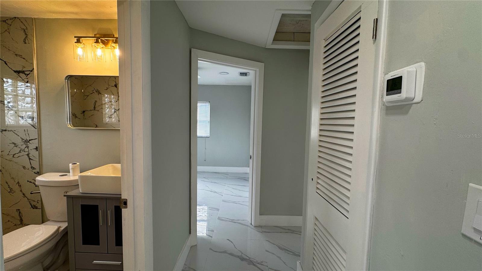 Image 23 of 52 For 130 Virginia Court