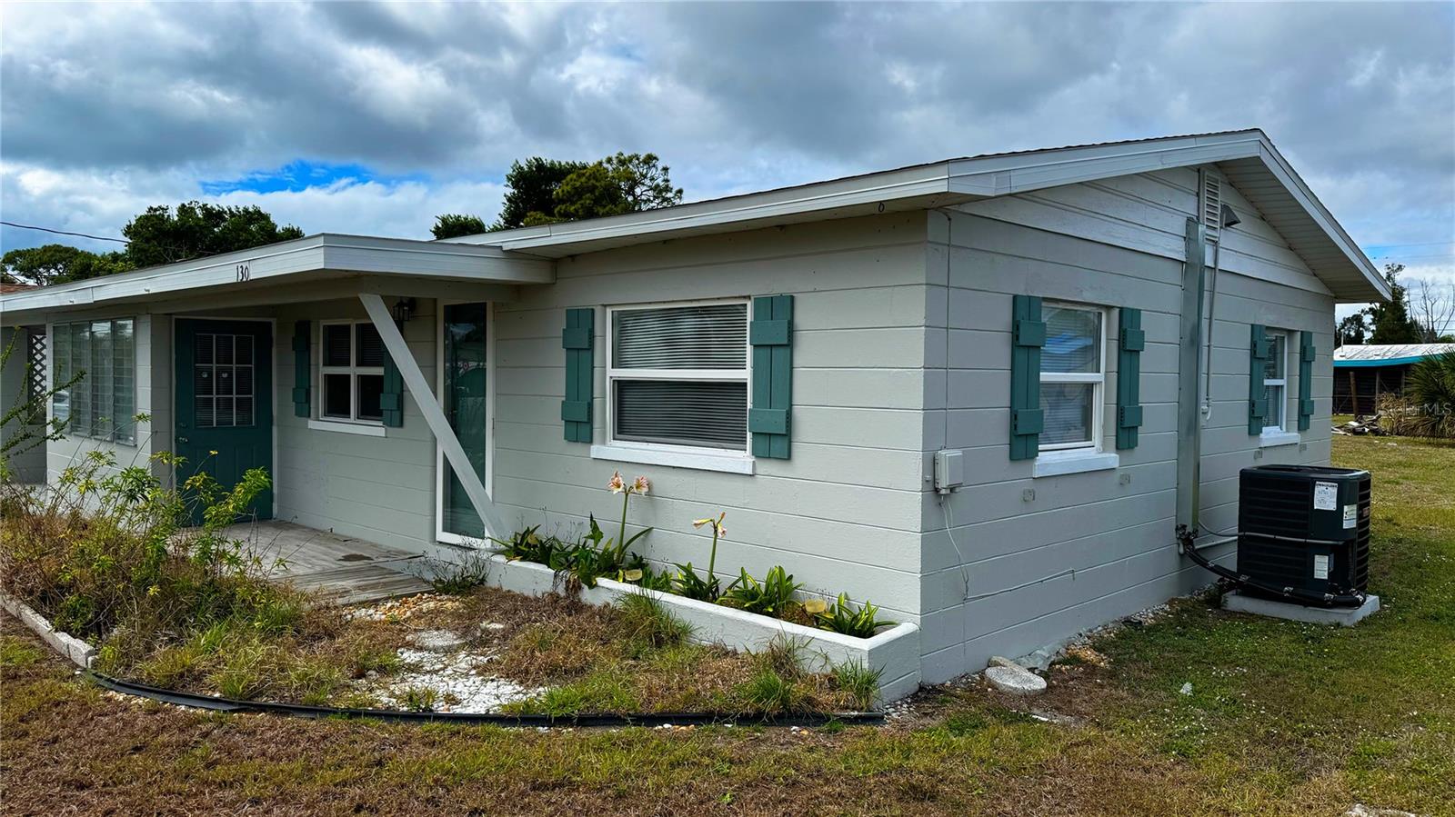 Image 33 of 52 For 130 Virginia Court