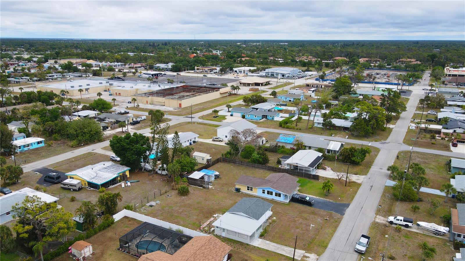 Image 42 of 52 For 130 Virginia Court