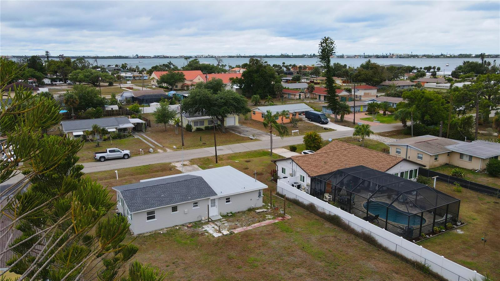 Image 51 of 52 For 130 Virginia Court