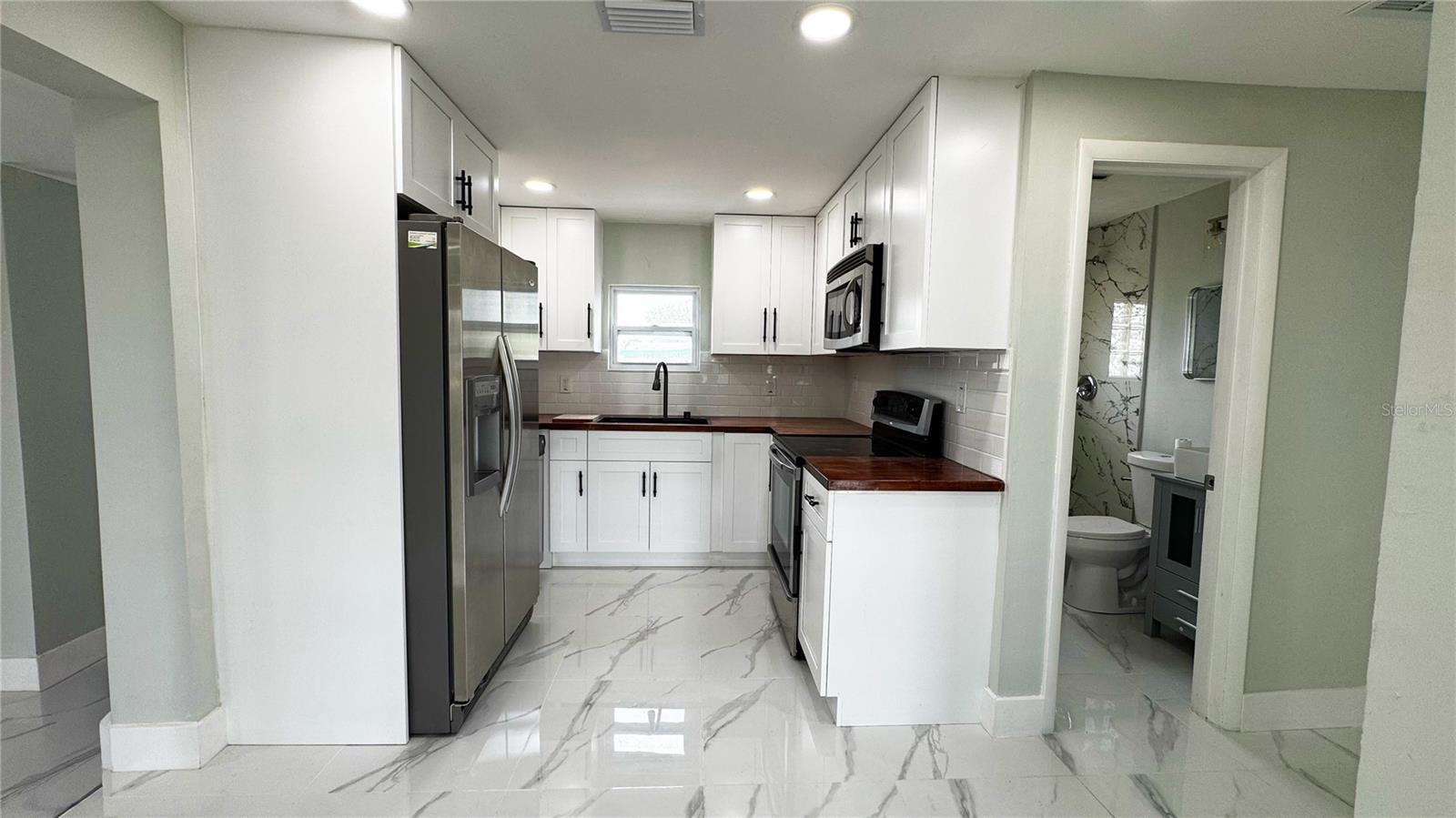 Image 8 of 52 For 130 Virginia Court