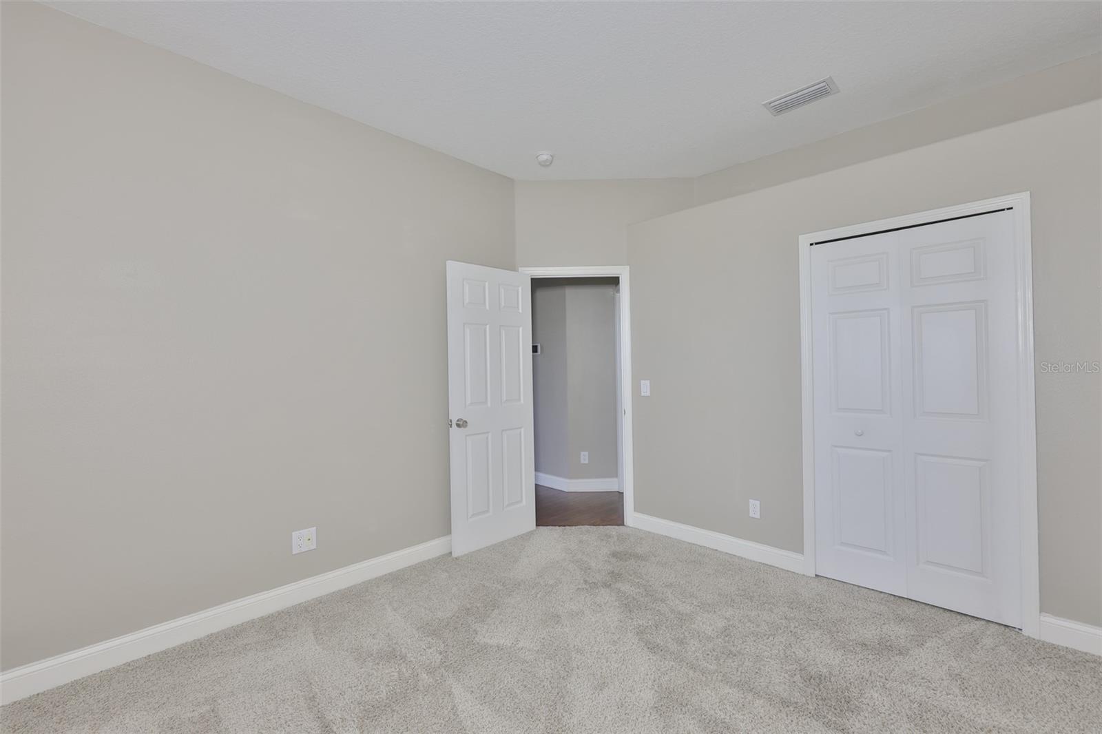 Image 10 of 64 For 5615 Golden Isles Drive