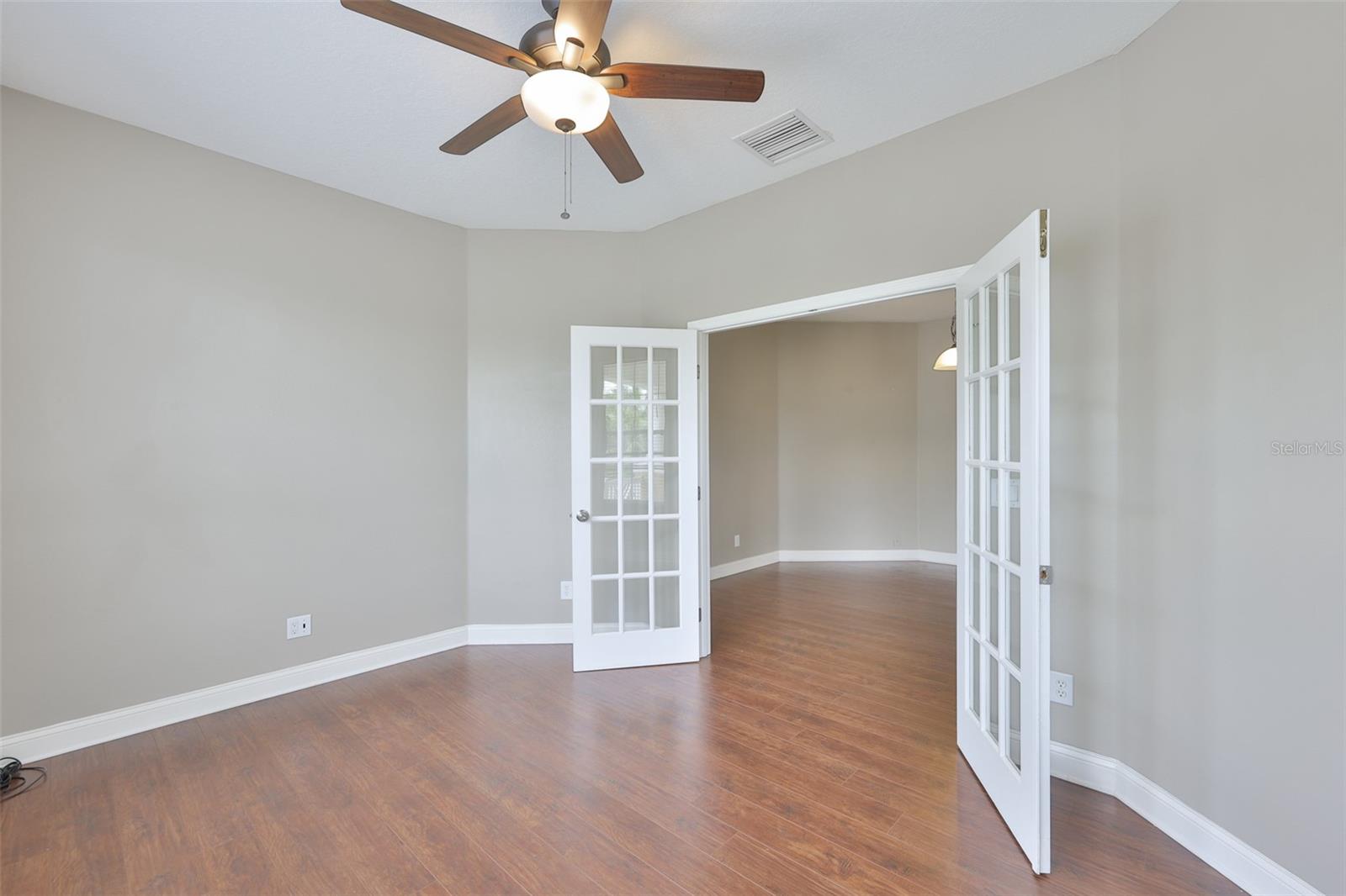 Image 15 of 64 For 5615 Golden Isles Drive