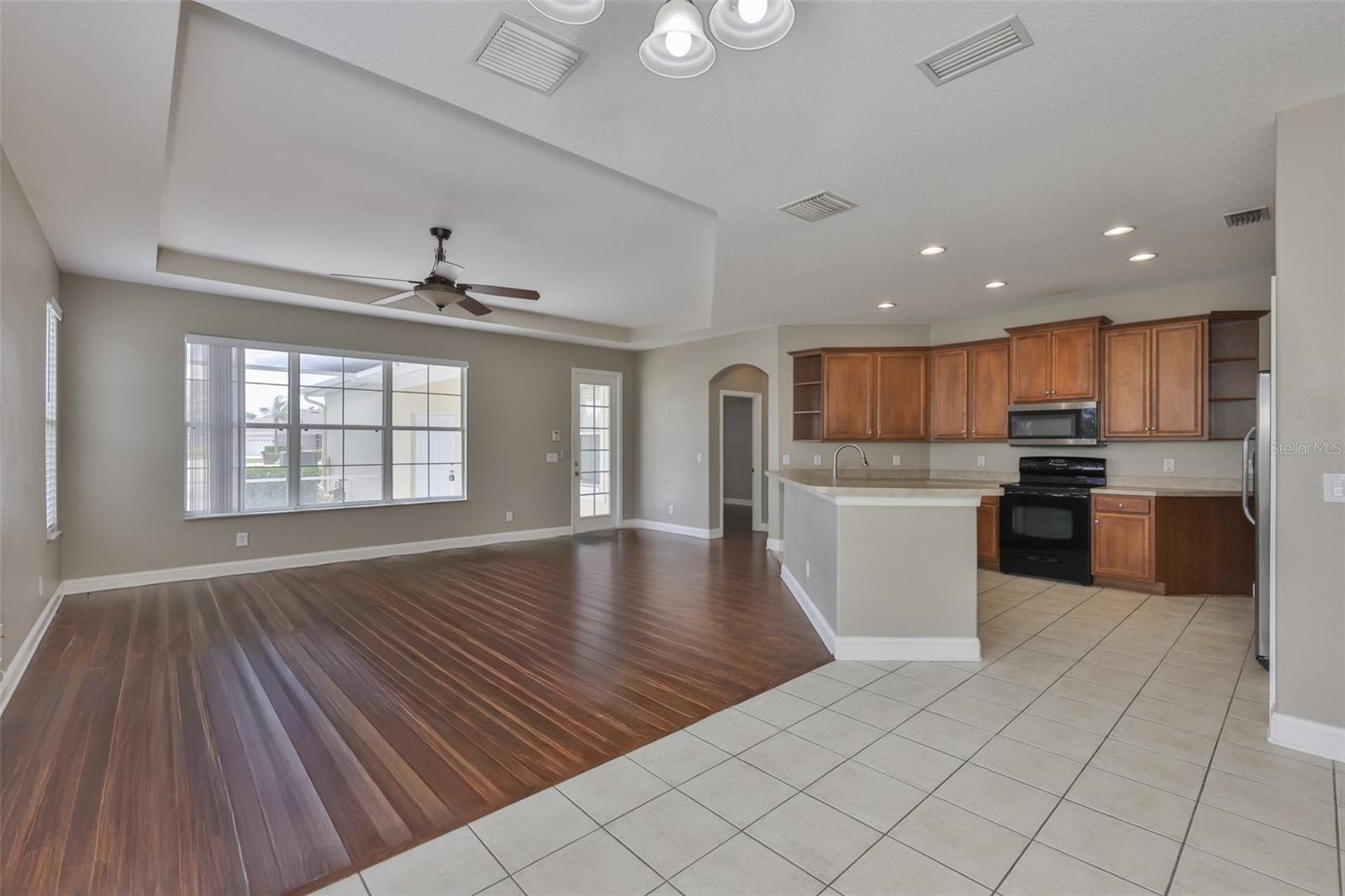 Image 17 of 64 For 5615 Golden Isles Drive