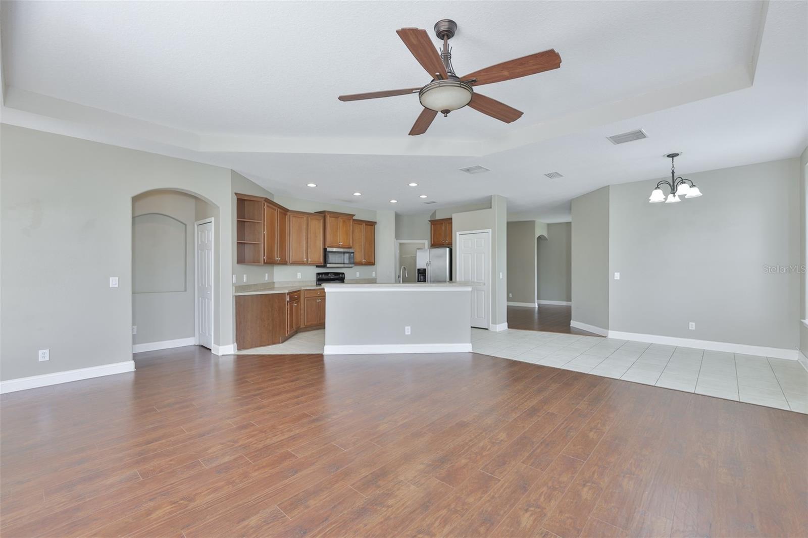 Image 19 of 64 For 5615 Golden Isles Drive