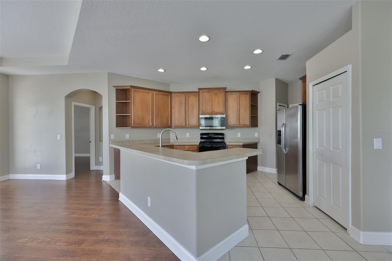 Image 21 of 64 For 5615 Golden Isles Drive