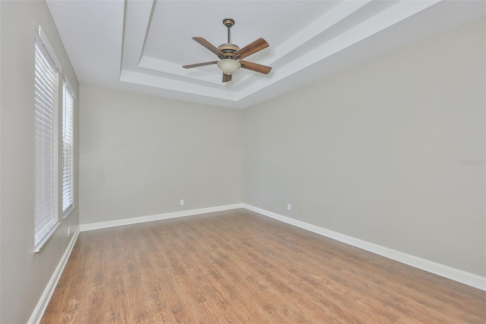 Image 27 of 64 For 5615 Golden Isles Drive