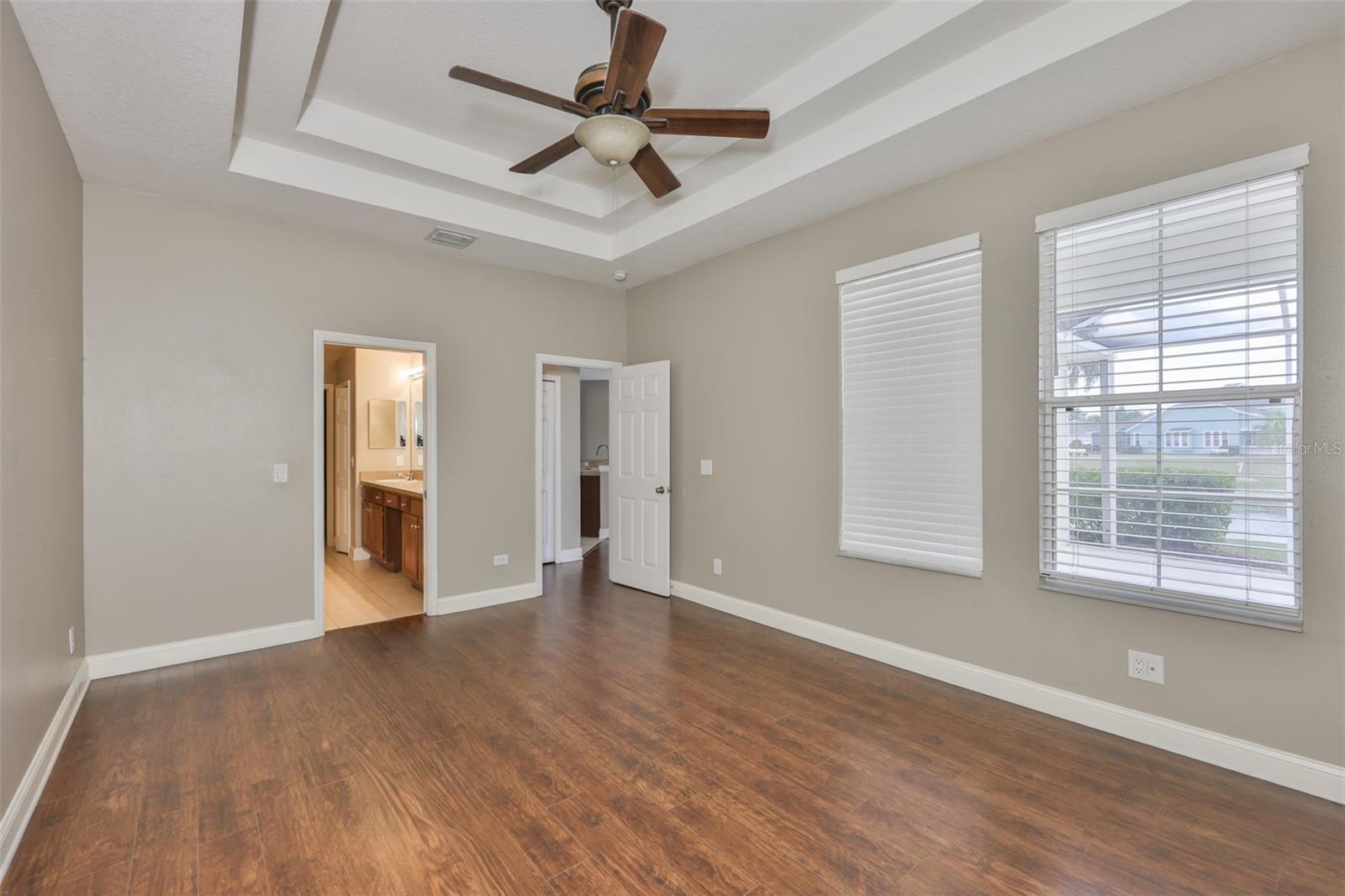 Image 28 of 64 For 5615 Golden Isles Drive