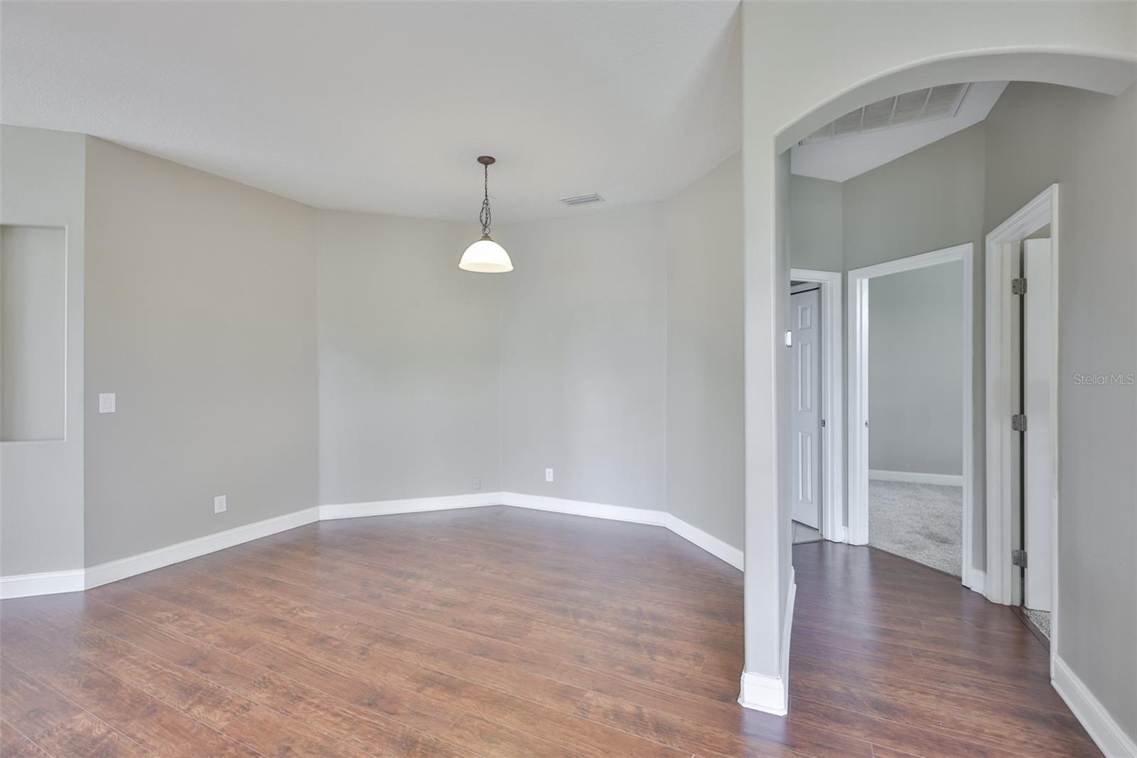 Image 6 of 64 For 5615 Golden Isles Drive