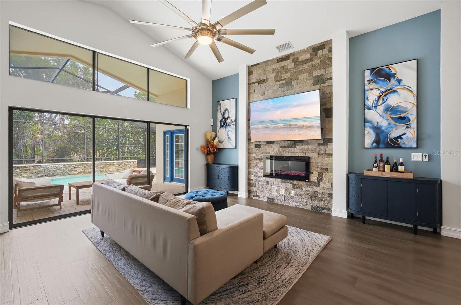 Image 15 of 50 For 15526 Starling Crossing Drive