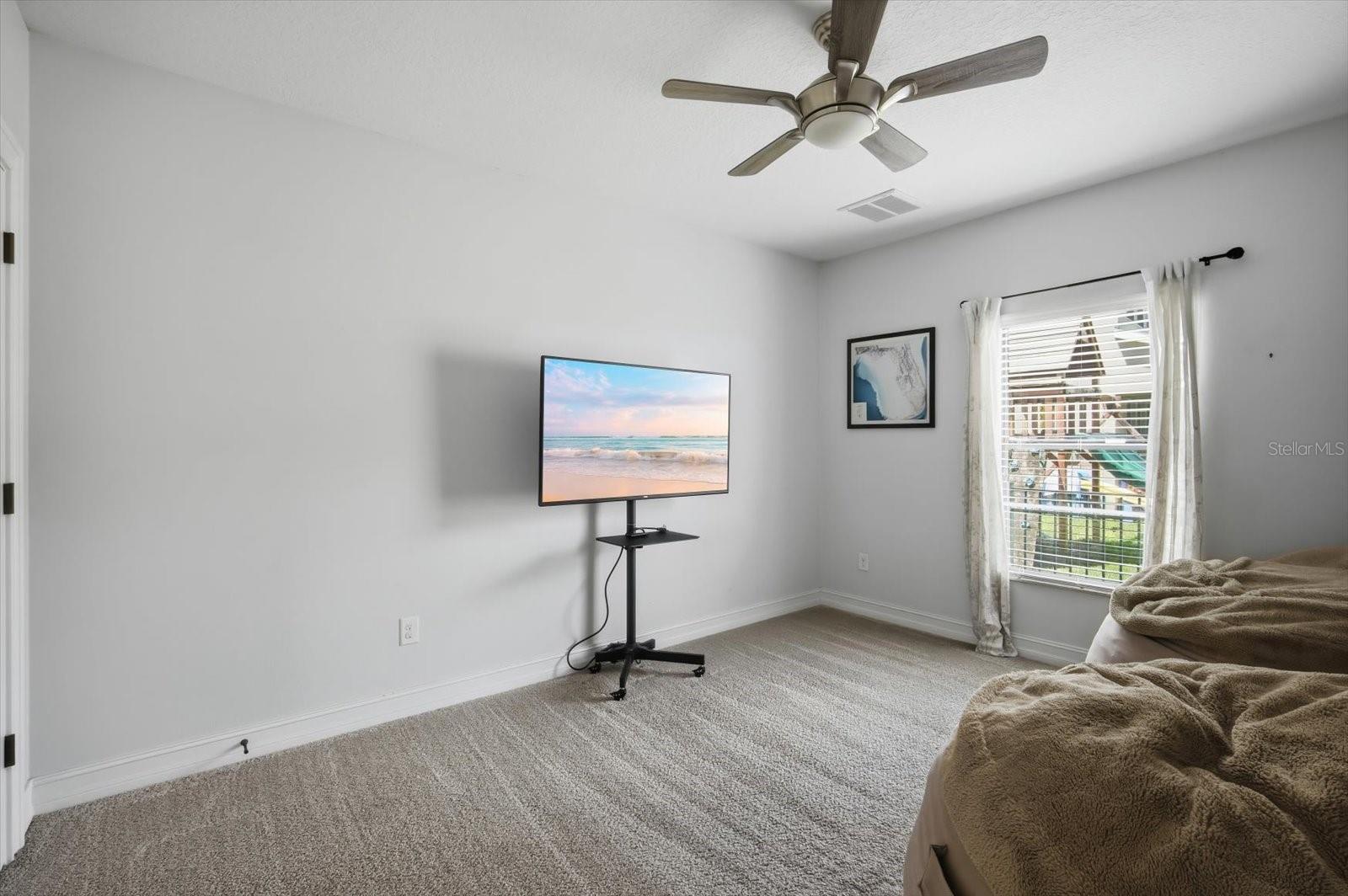 Image 23 of 50 For 15526 Starling Crossing Drive