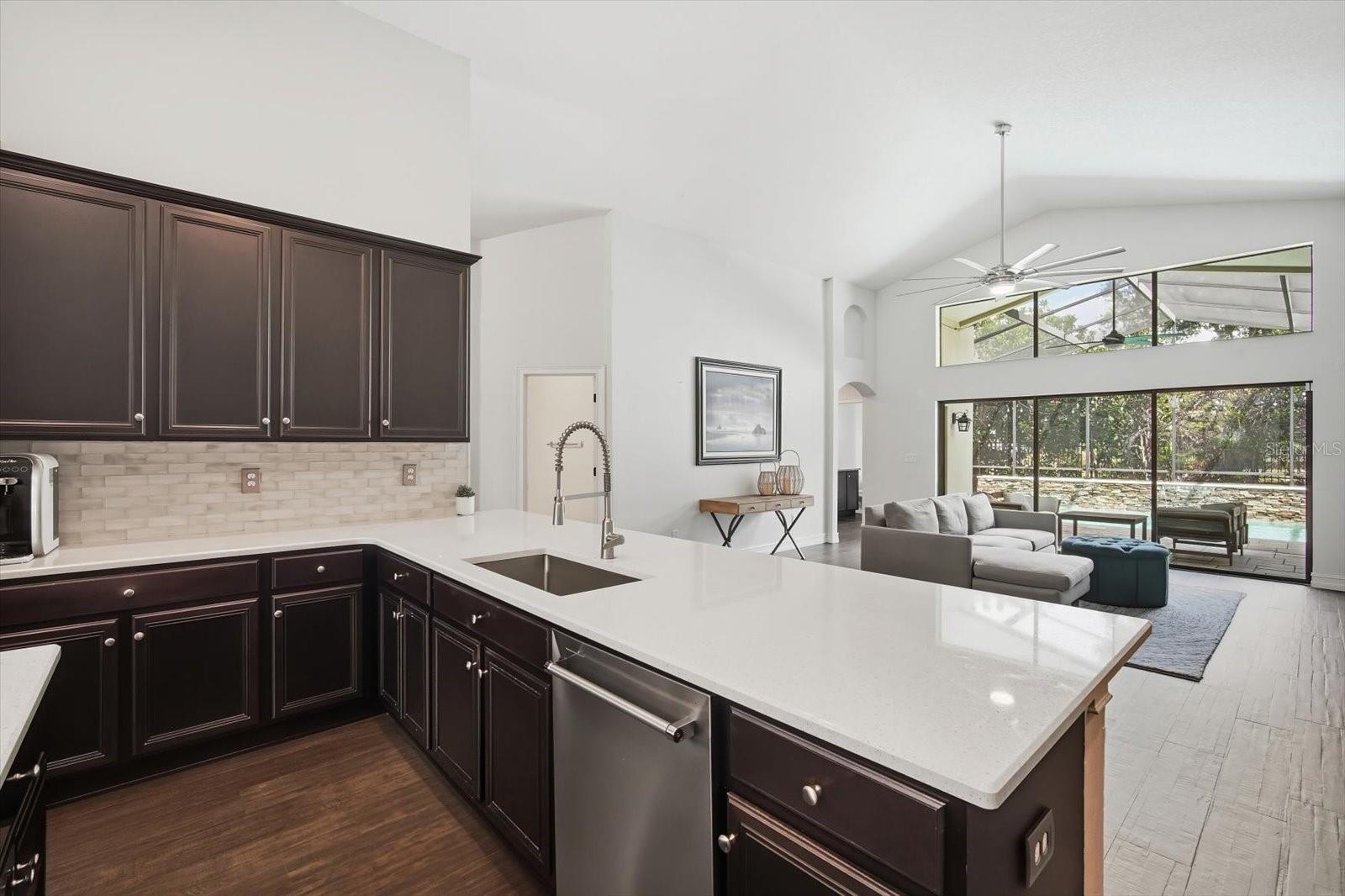 Image 6 of 50 For 15526 Starling Crossing Drive