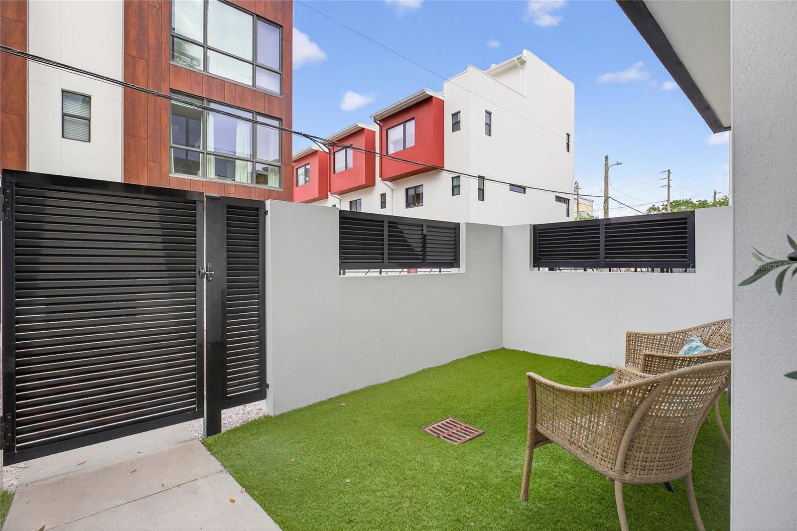 Image 18 of 84 For 134 8th Street N