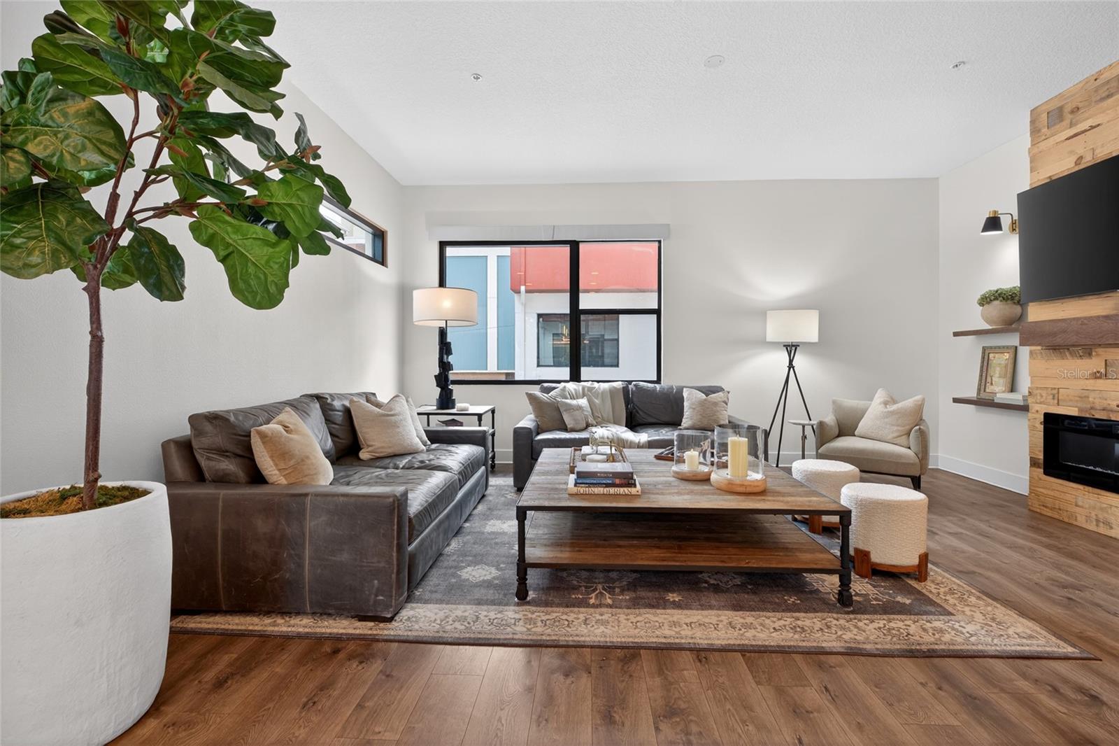 Image 25 of 84 For 134 8th Street N