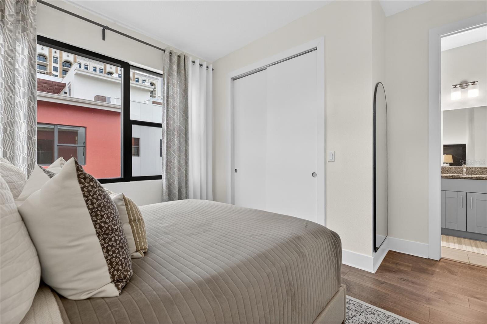 Image 49 of 84 For 134 8th Street N