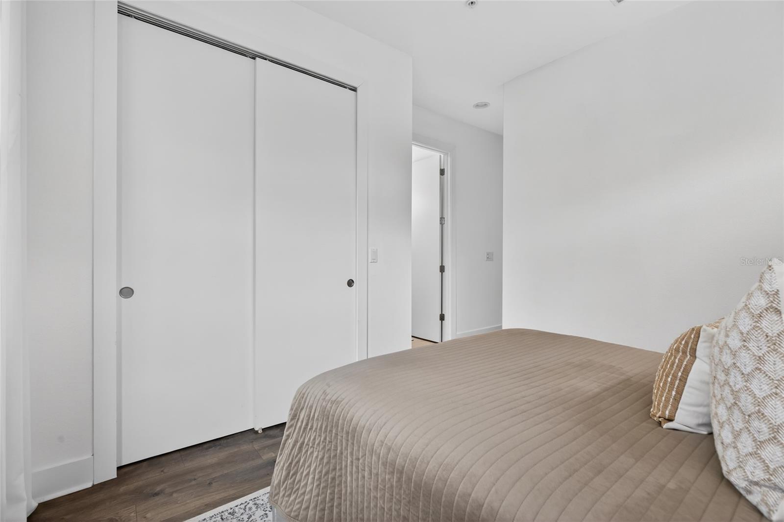 Image 50 of 84 For 134 8th Street N