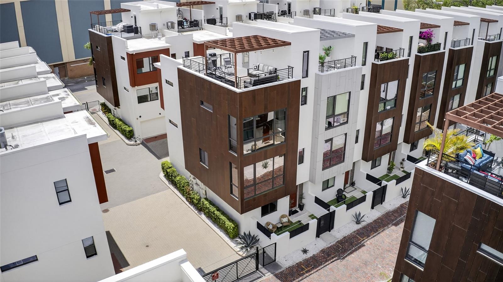 Image 78 of 84 For 134 8th Street N