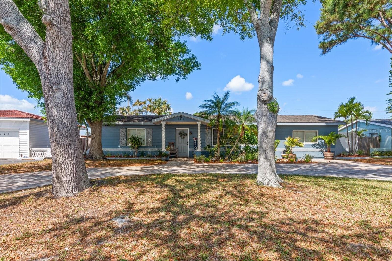 Details for 5042 Lake Charles Drive N, KENNETH CITY, FL 33709