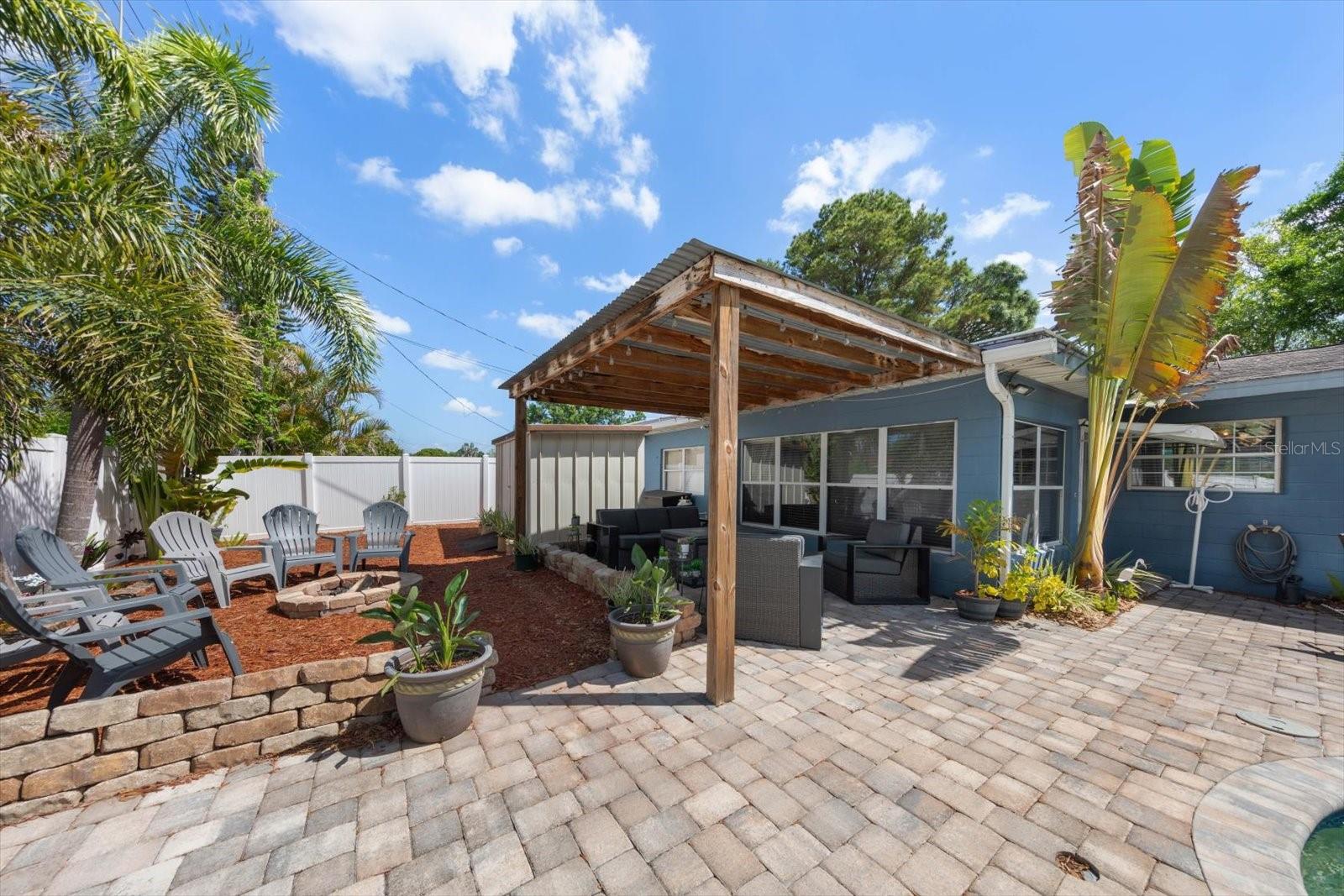 Image 23 of 23 For 5042 Lake Charles Drive N