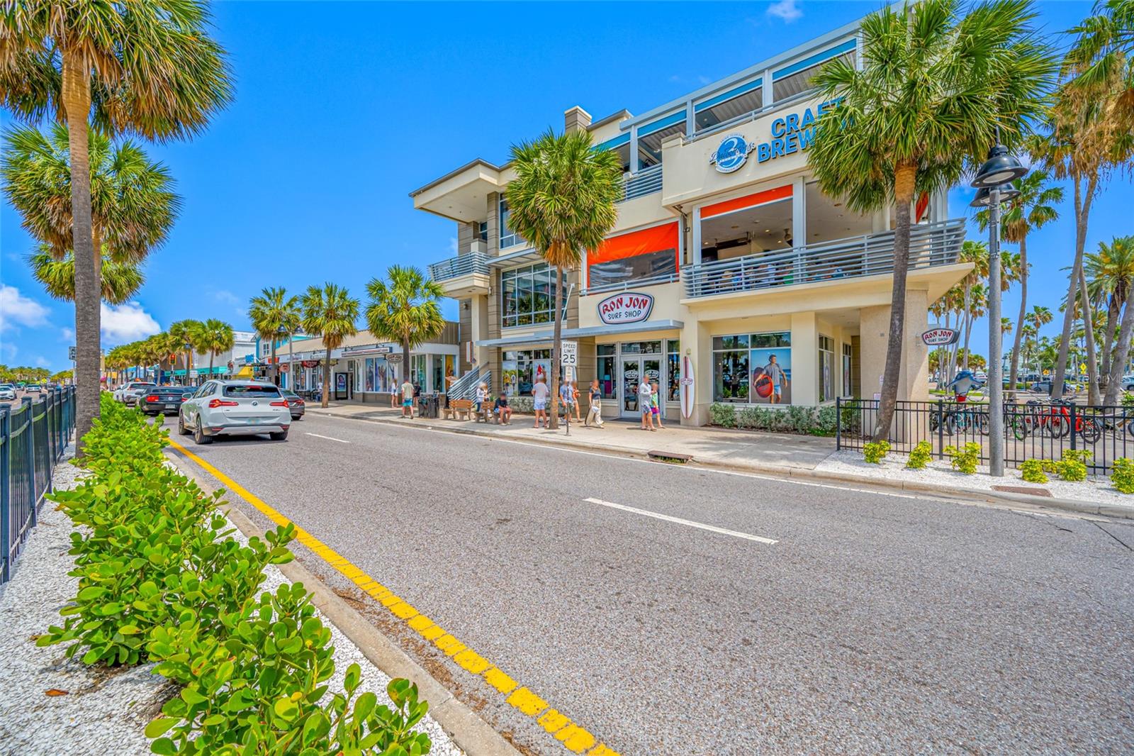 Image 63 of 65 For 121 Island Way 323