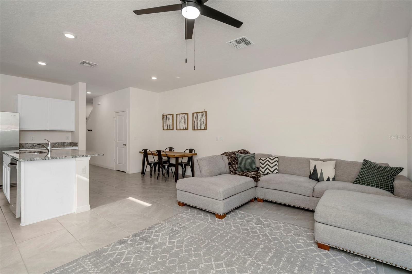 Image 11 of 37 For 17226 Amber Aspen Way