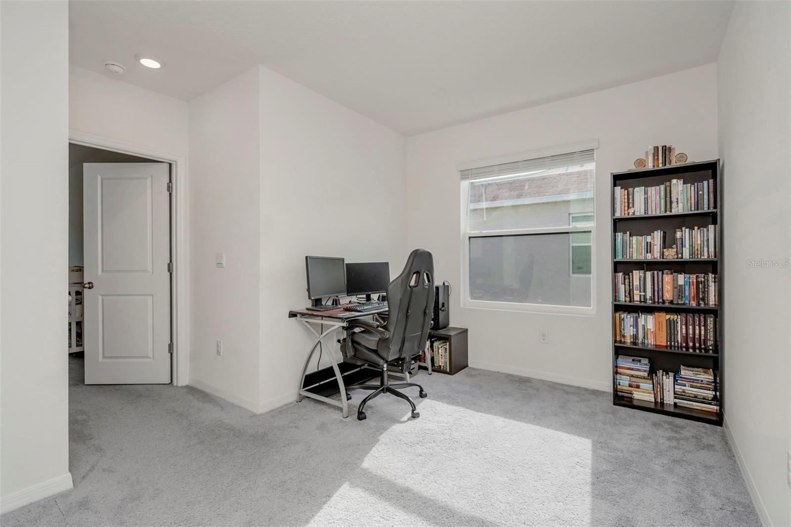 Image 15 of 37 For 17226 Amber Aspen Way