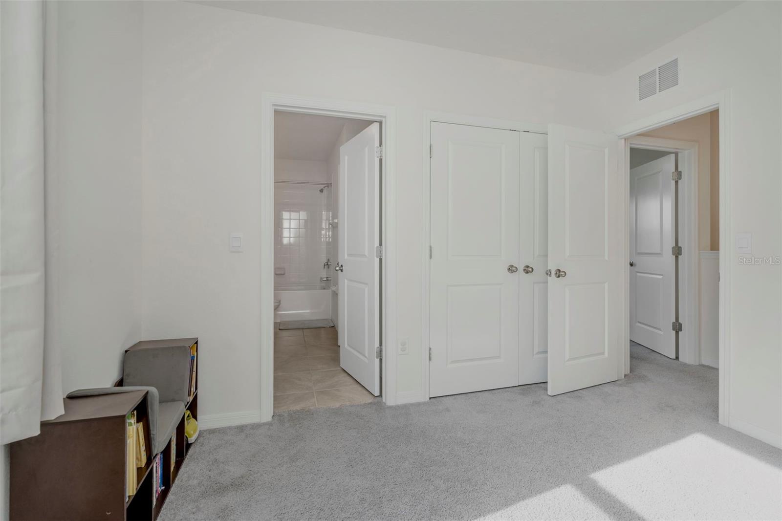 Image 17 of 37 For 17226 Amber Aspen Way