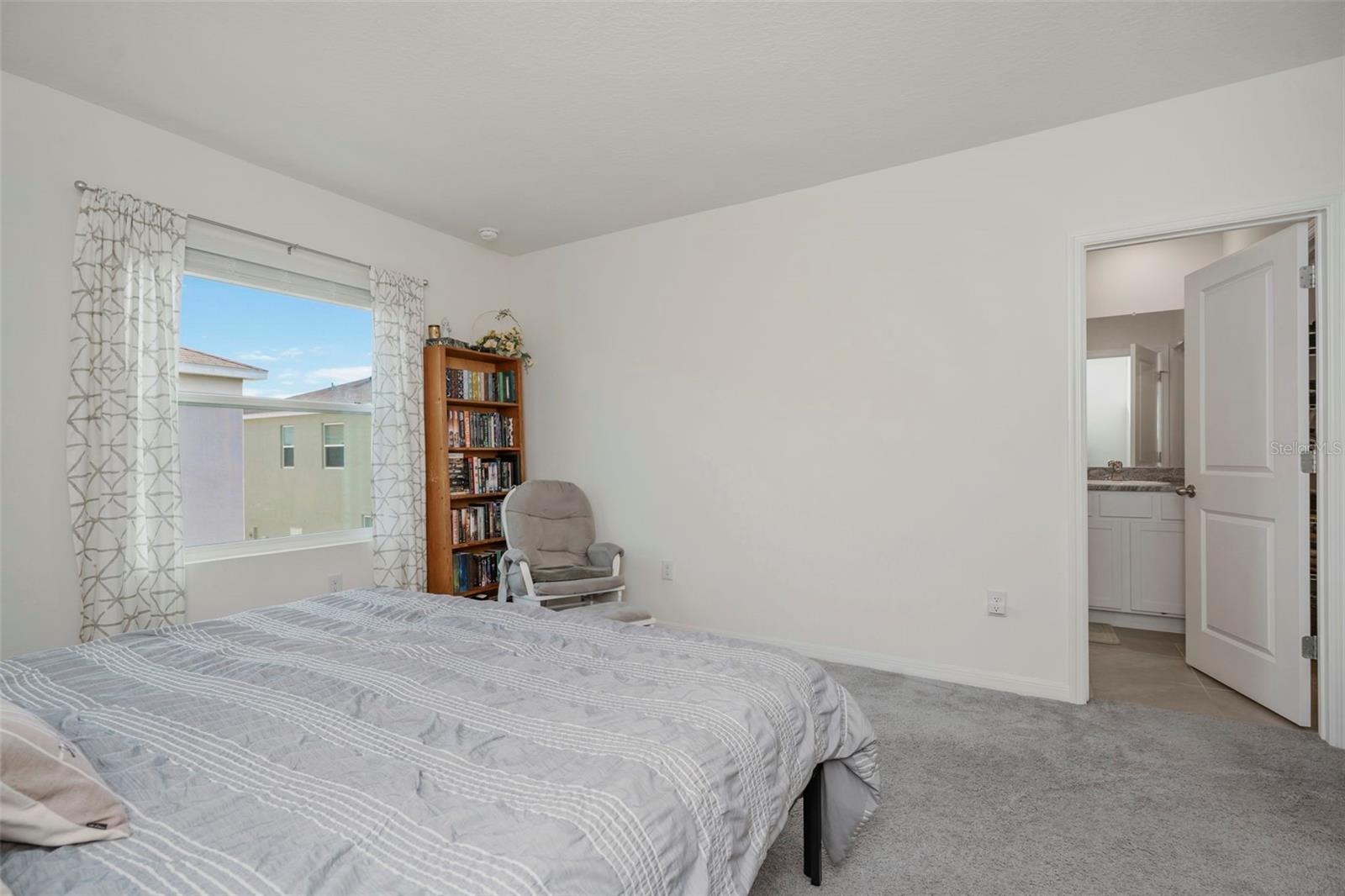 Image 21 of 37 For 17226 Amber Aspen Way