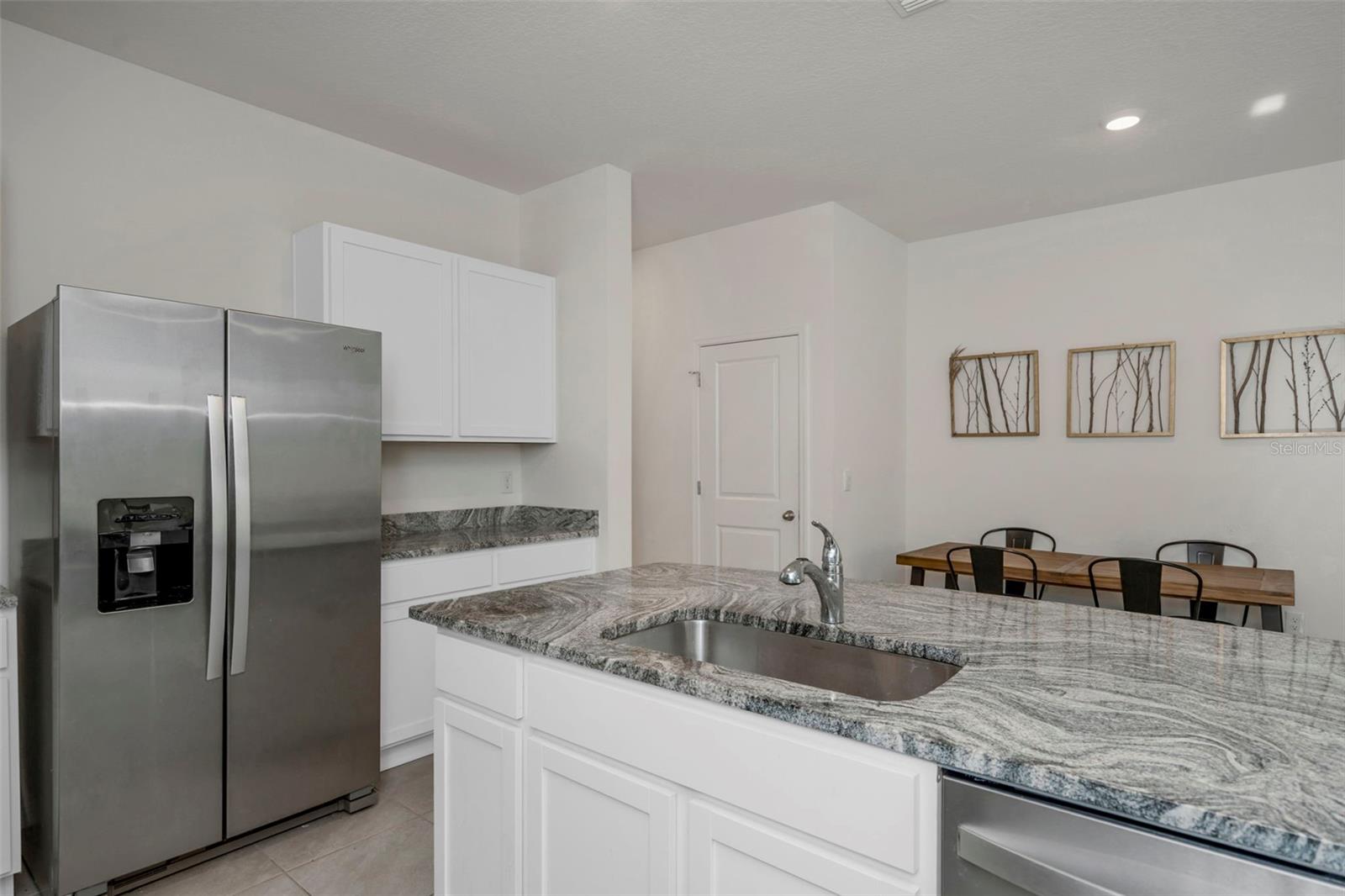 Image 7 of 37 For 17226 Amber Aspen Way