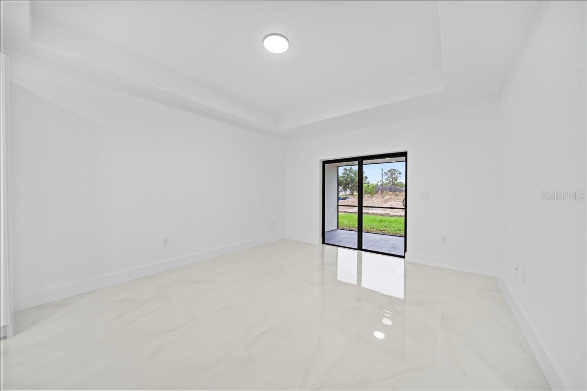 Image 11 of 36 For 4737-4739 25th Street Sw