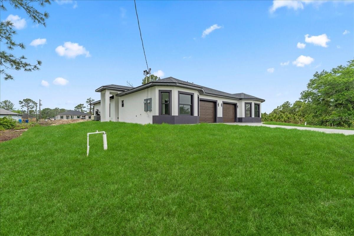 Image 3 of 36 For 4737-4739 25th Street Sw