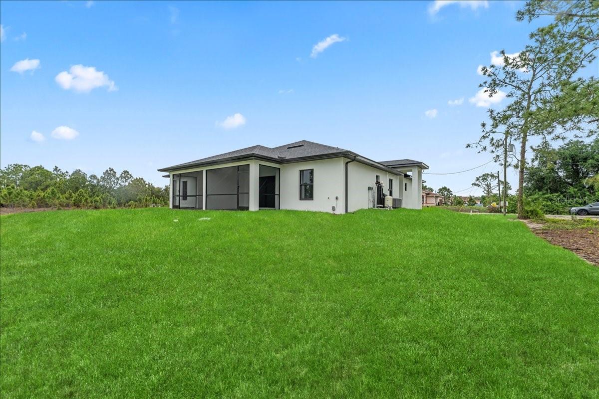 Image 30 of 36 For 4737-4739 25th Street Sw