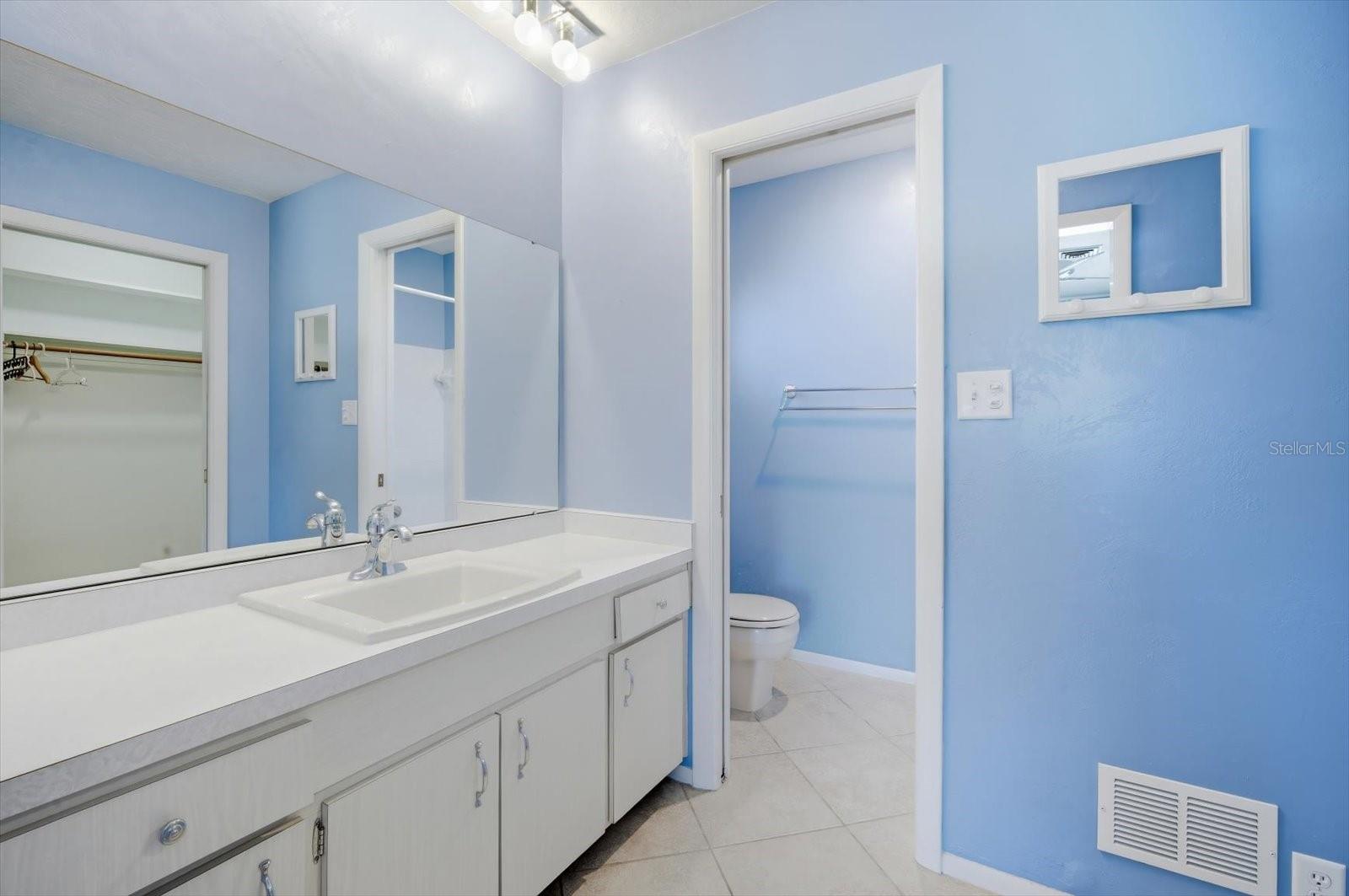 Image 23 of 41 For 5436 Lockwood Ridge Road