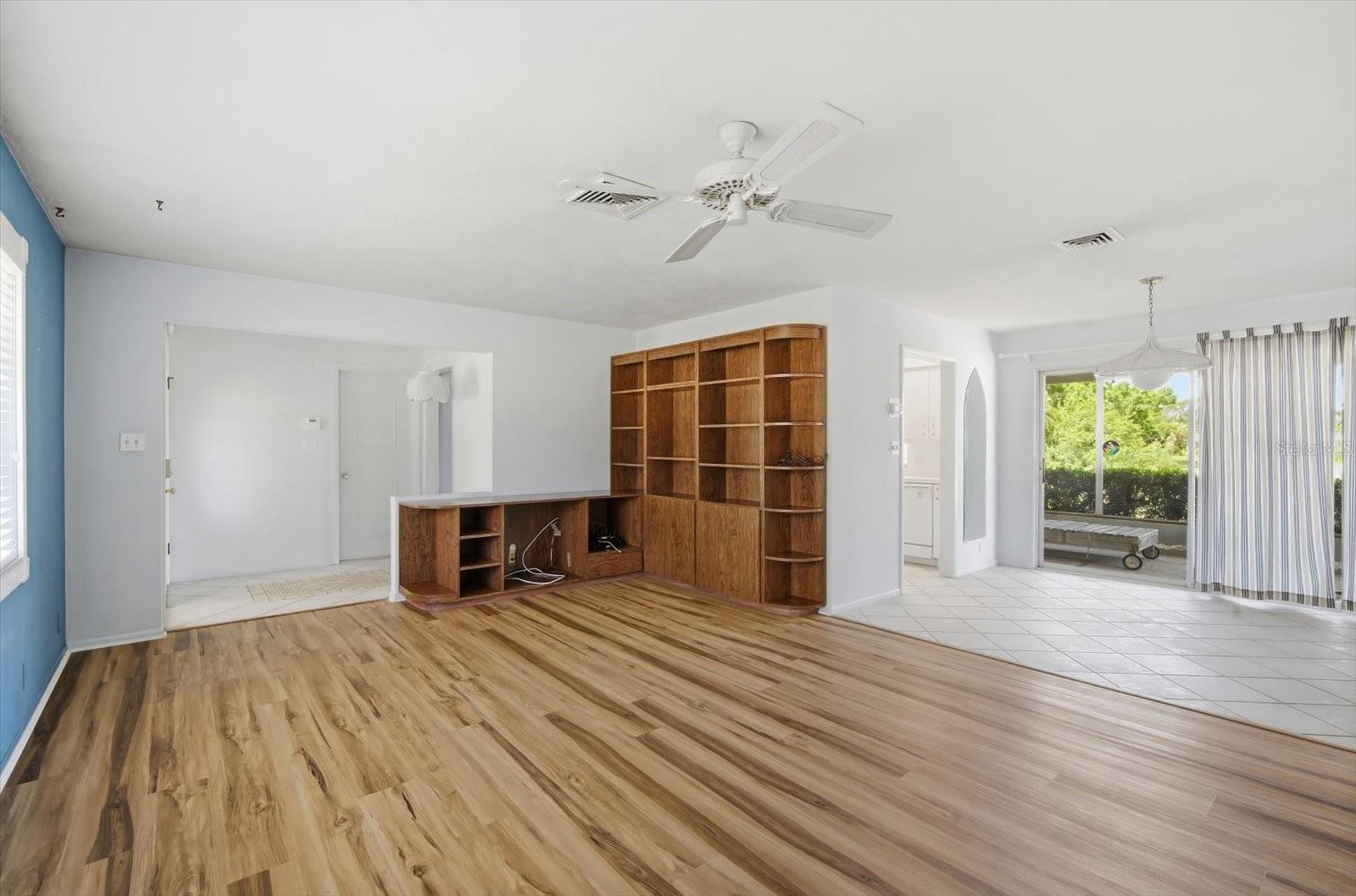 Image 9 of 41 For 5436 Lockwood Ridge Road