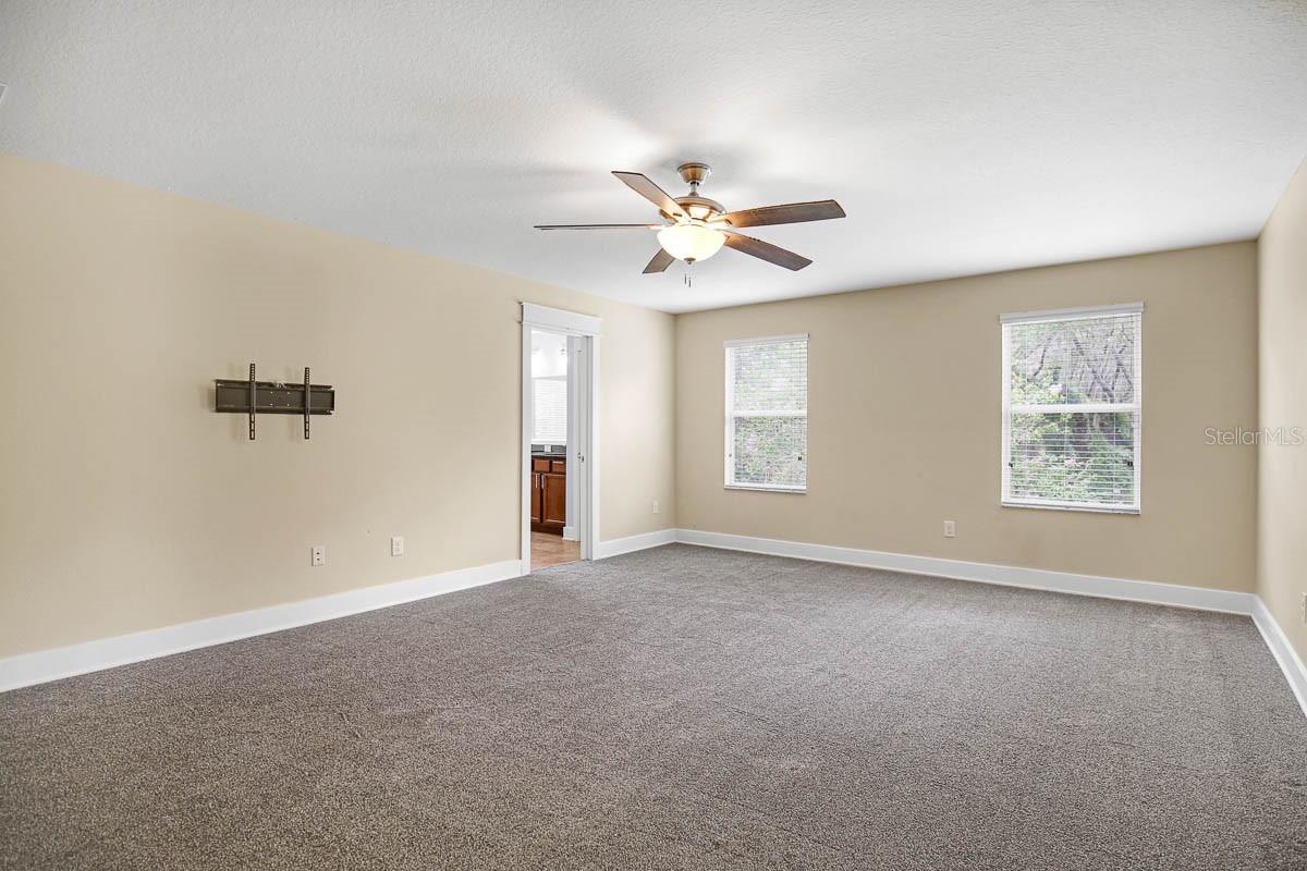 Image 17 of 30 For 16109 Starling Crossing Drive