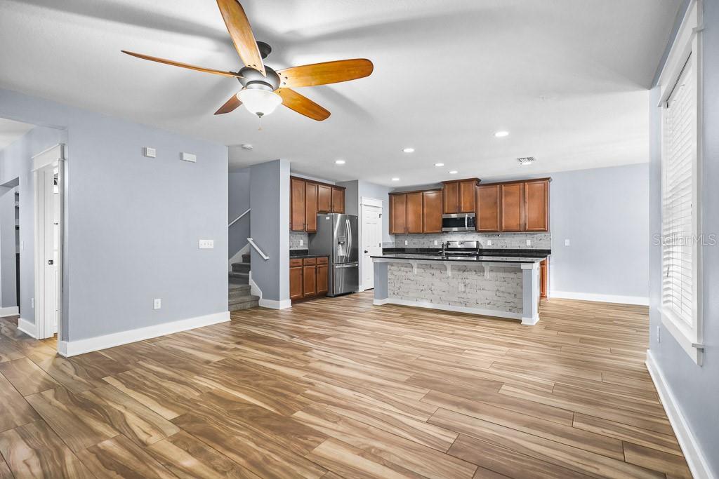 Image 5 of 30 For 16109 Starling Crossing Drive