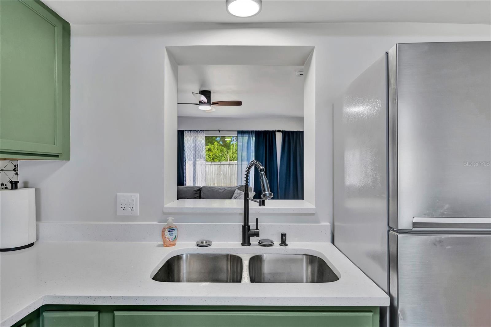 Image 20 of 57 For 565 55th Avenue Ne