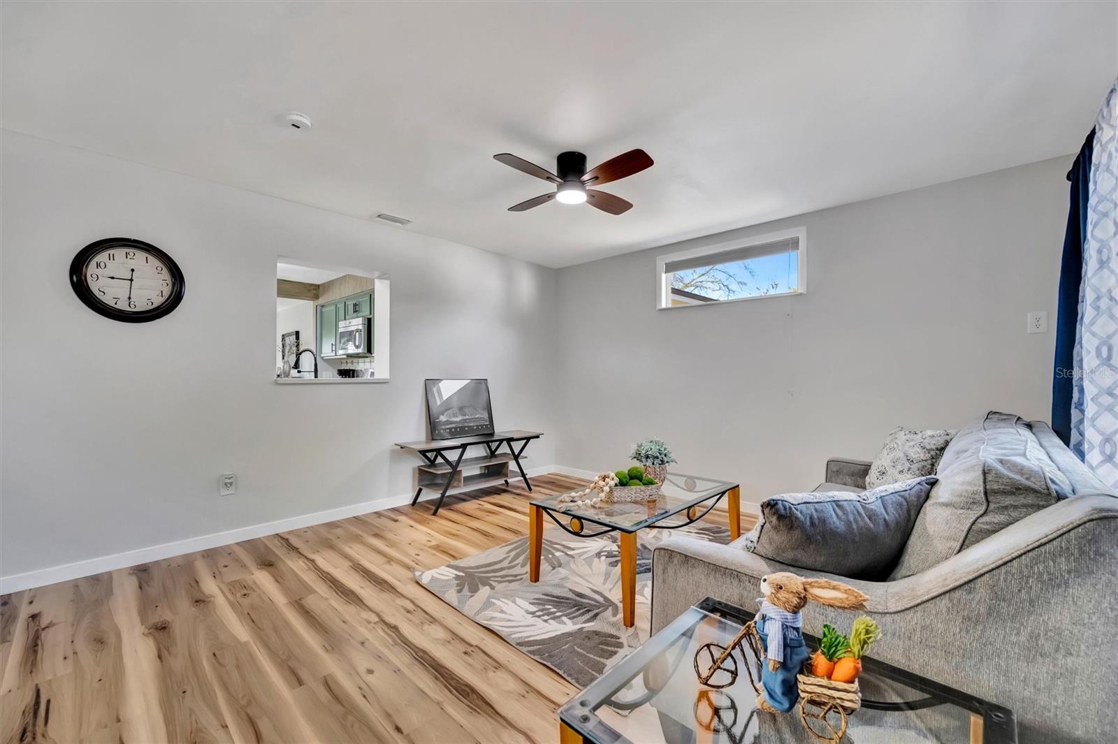 Image 23 of 57 For 565 55th Avenue Ne