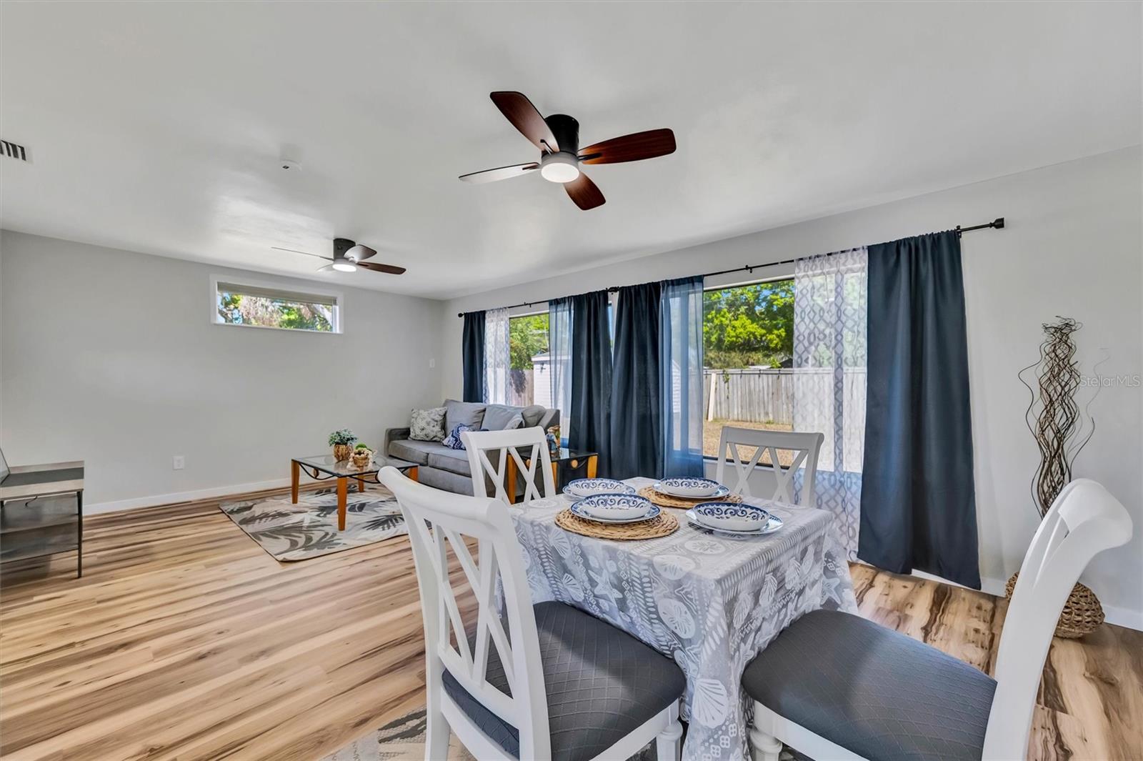 Image 28 of 57 For 565 55th Avenue Ne