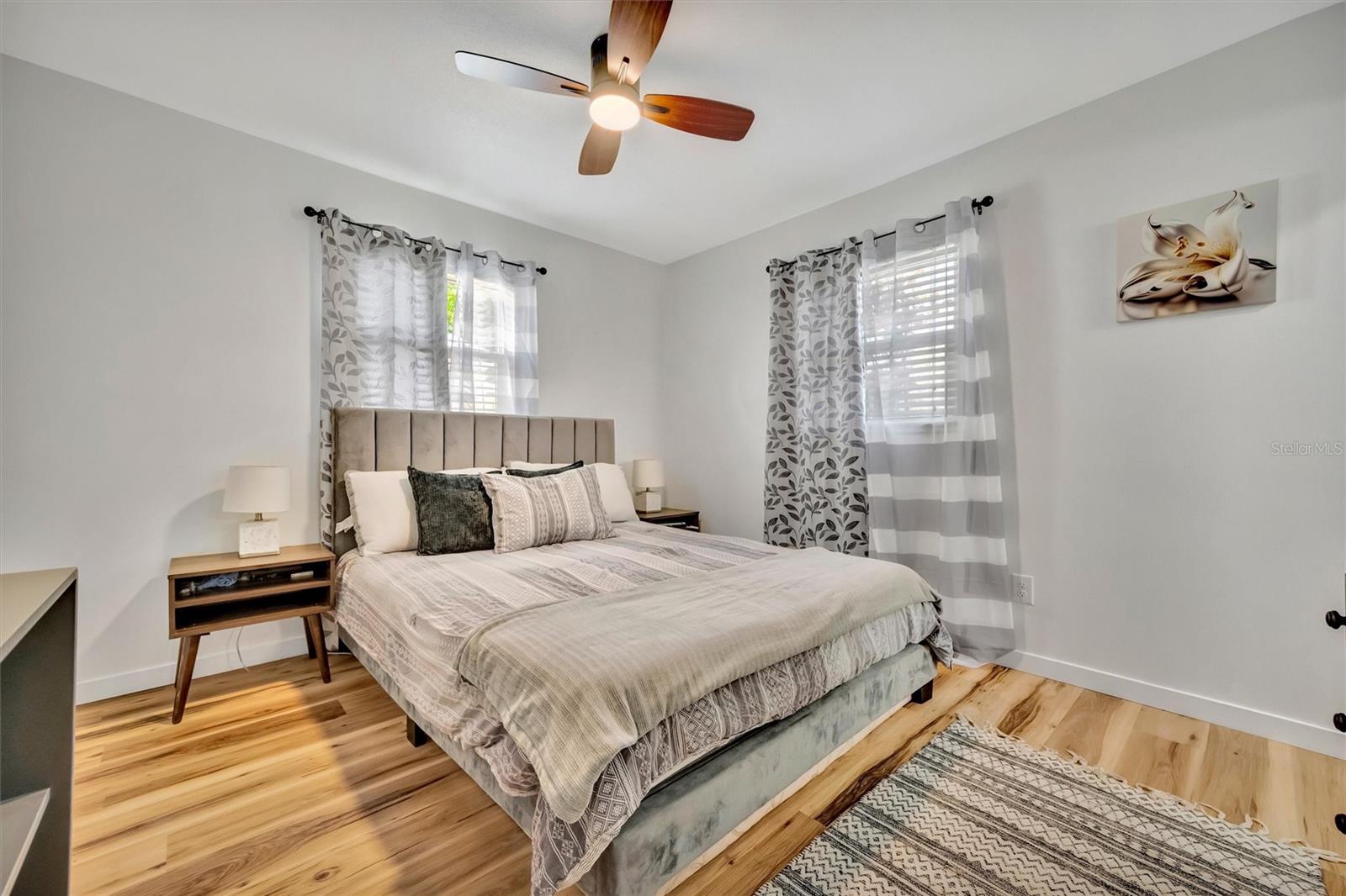 Image 37 of 57 For 565 55th Avenue Ne