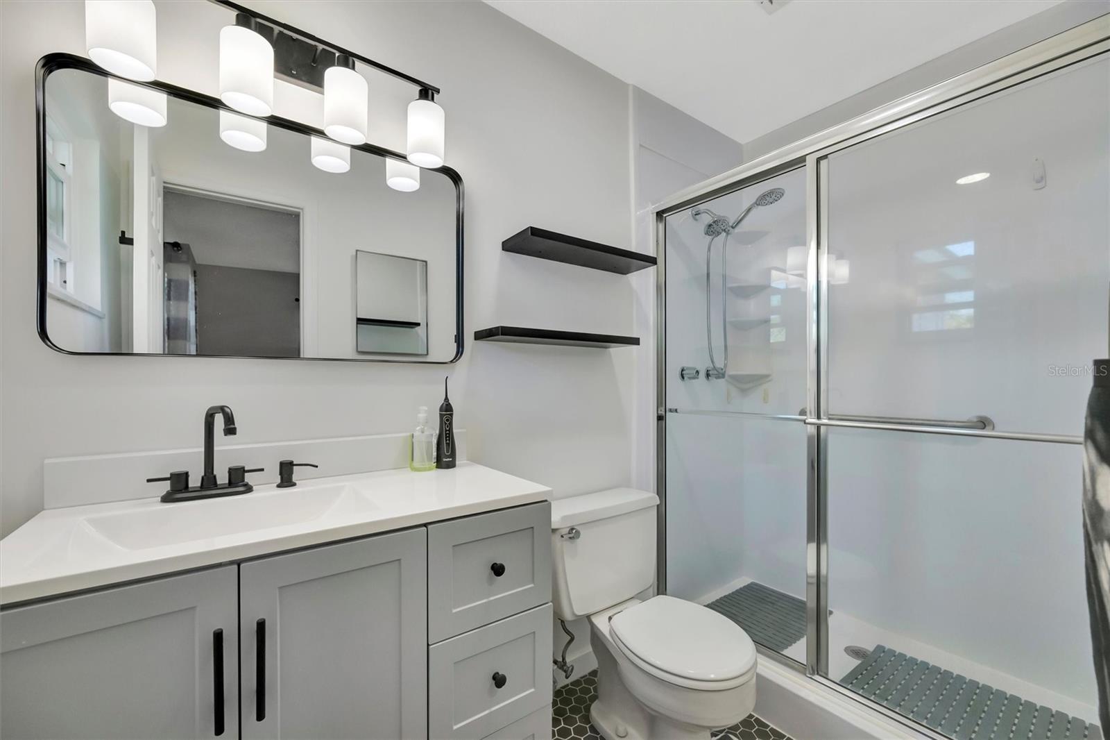 Image 39 of 57 For 565 55th Avenue Ne