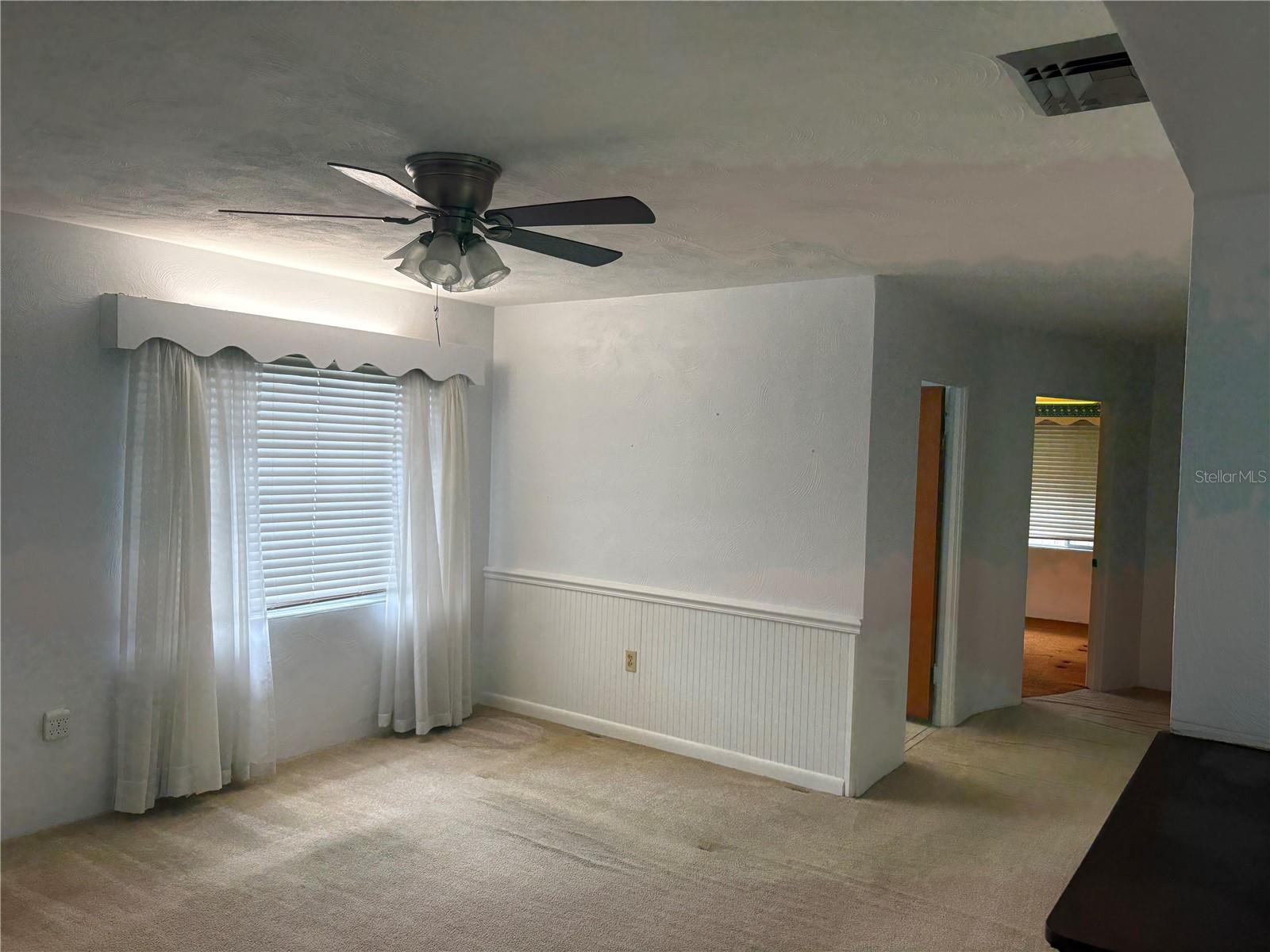 Image 4 of 18 For 508 Avenue I Se