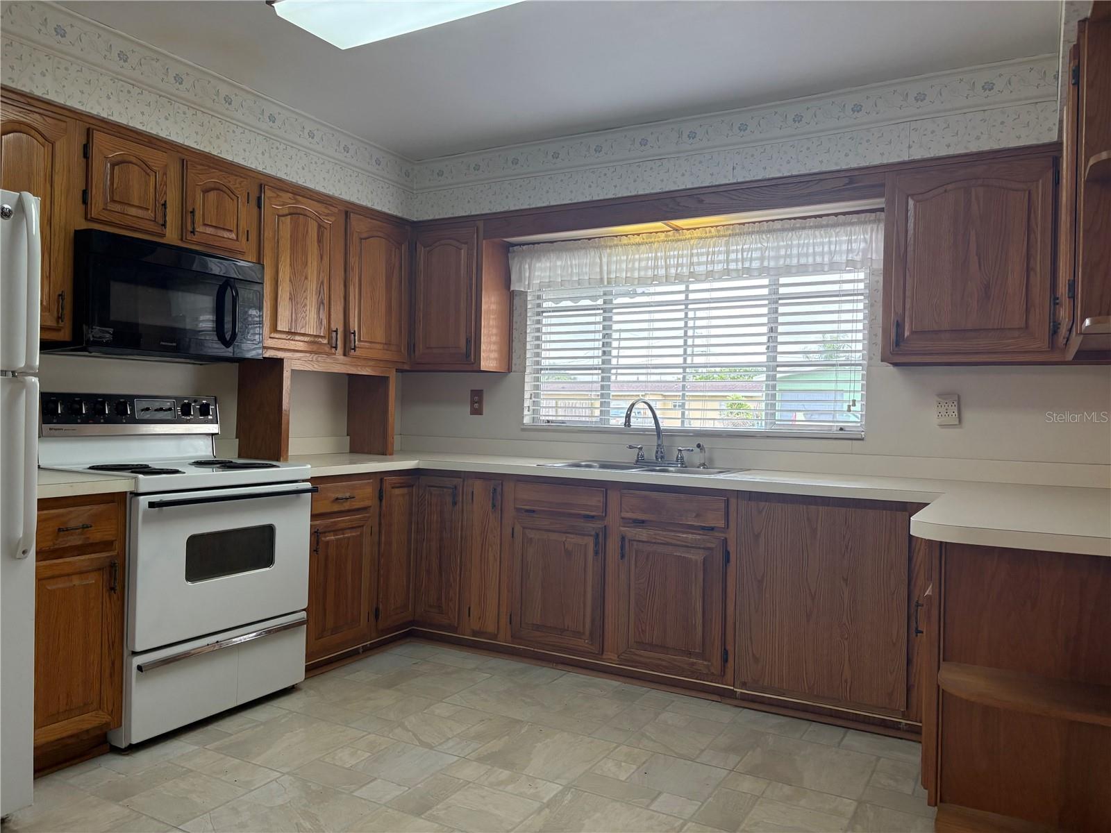 Image 7 of 18 For 508 Avenue I Se