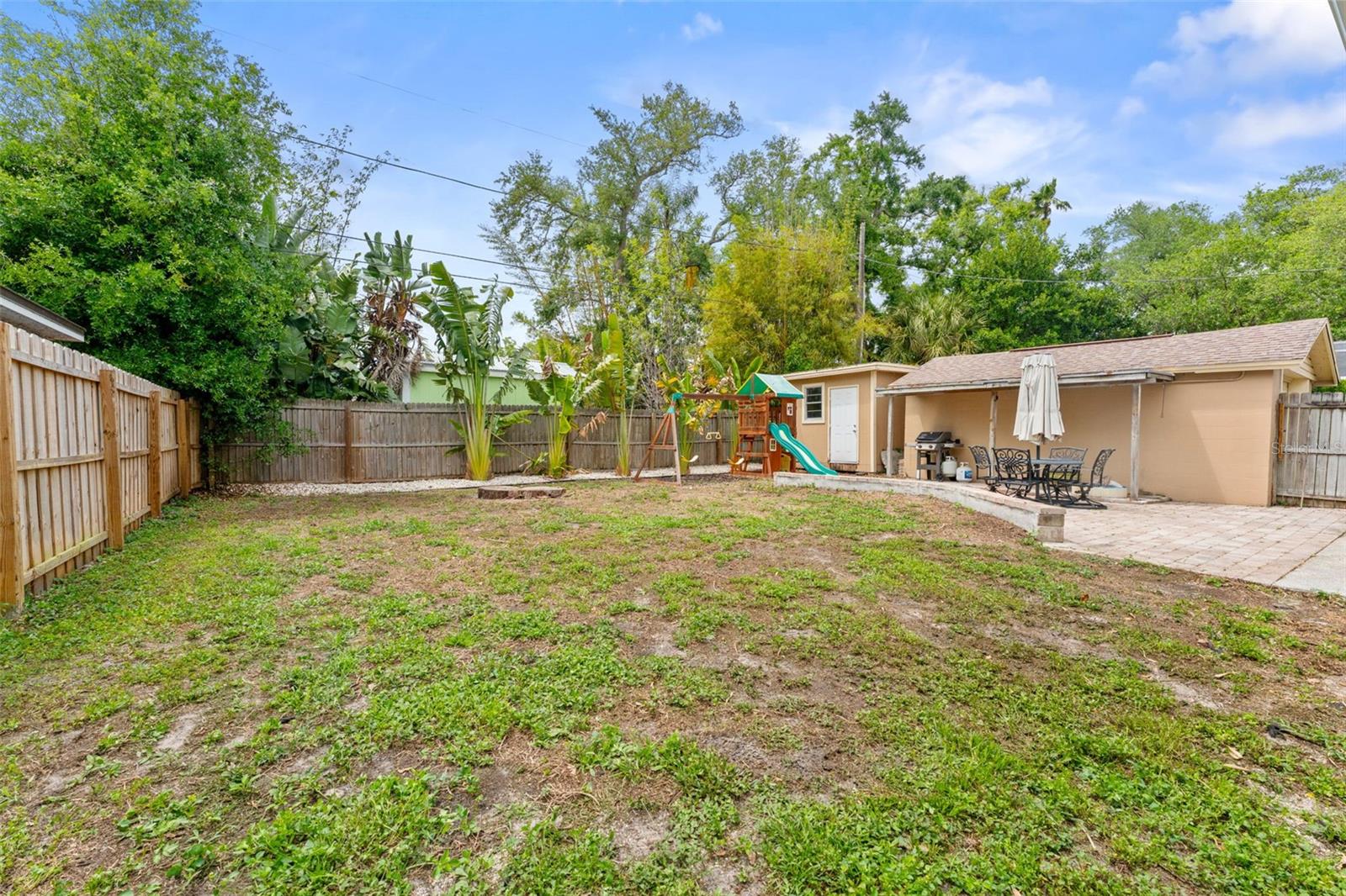 Image 23 of 34 For 1438 Santa Anna Drive