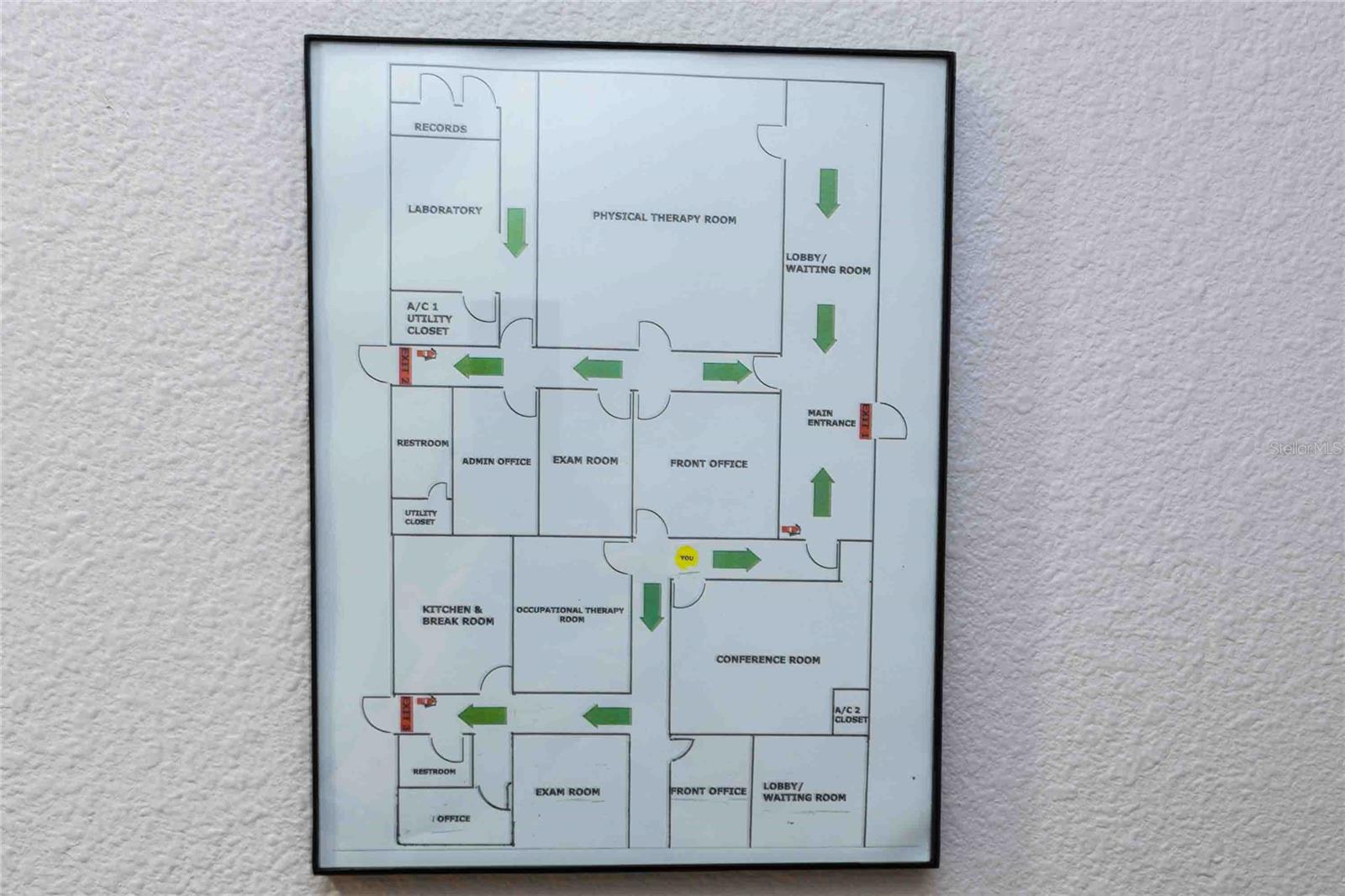 Listing photo id 41 for 4109 Armenia